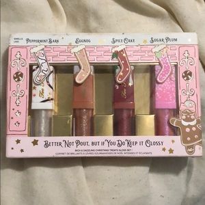 too faced better not pout lip gloss holiday set